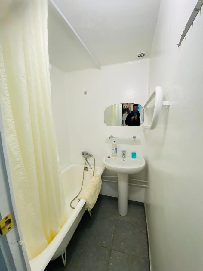 Апартаменты Real Apartments- Geroiv Dnipra Metro Station Киев